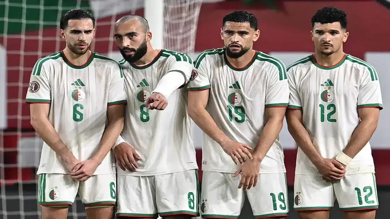 بعد الفوز على هولندا.. الجزائر تثير القلق في الأرجنتين واستعادة لذكريات صدمة السعودية